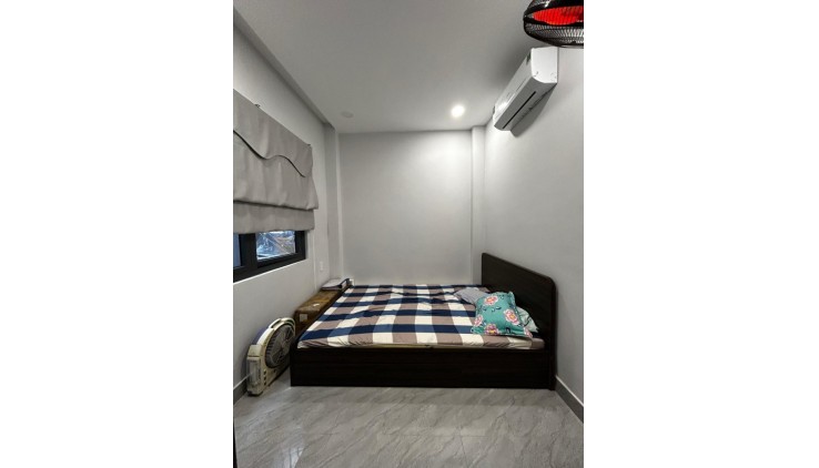 Hiếm Bán Nhà 2 Tầng 53m2_4*13_3PN chỉ 4 Tỷ Nhỉnh Gần Chợ Thủ Đức Trường Thọ Mới Ở Ngay